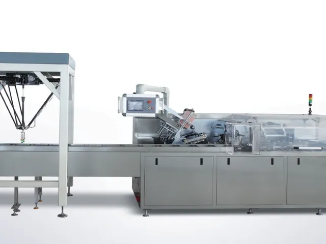 Автоматическая упаковочная машина с роботом-манипулятором KXZ-250B